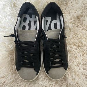 P488 Women’s Sneakers